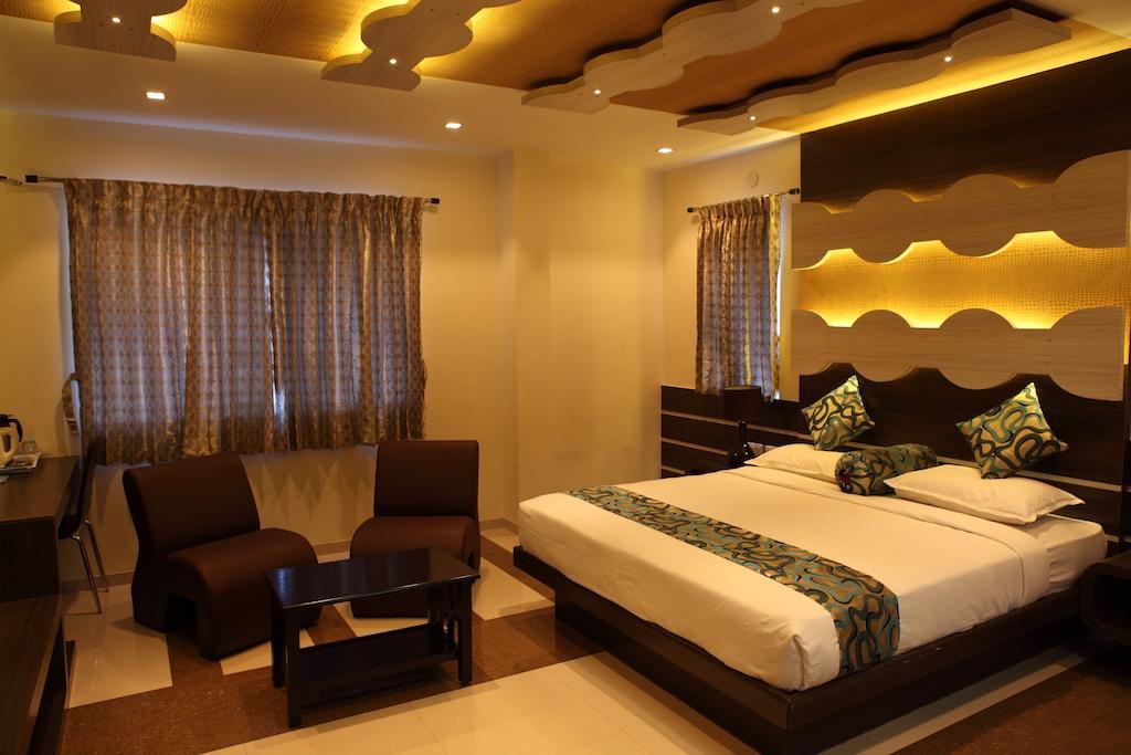 Hotel Sbs Grand Coimbatore Camera foto