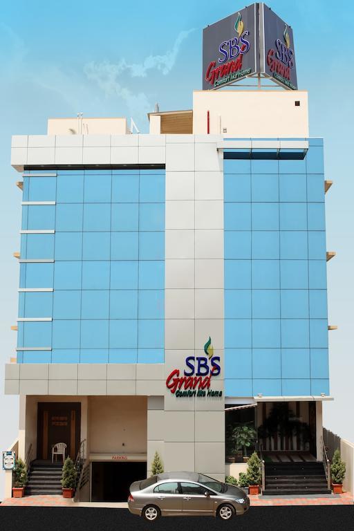 Hotel Sbs Grand Coimbatore Esterno foto