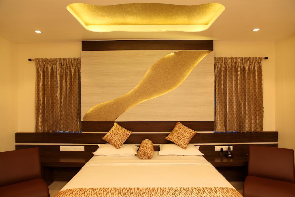 Hotel Sbs Grand Coimbatore Camera foto